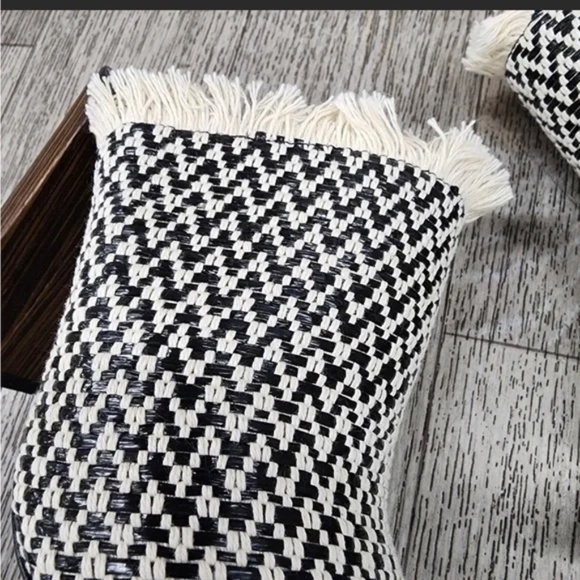 Mode Collective Sandstone Mule - Picture 4 of 4